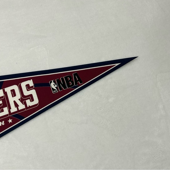 Cleveland Cavs Cavaliers NBA Basketball WinCraft Classic Felt Pennant BannerFlag - Picture 5 of 6